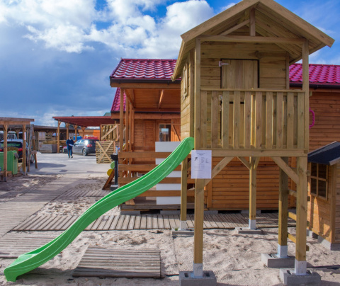 Domek zabaw | Maks ze zjeżdżalnią Domek zabaw | Maks ze zjeżdżalnią