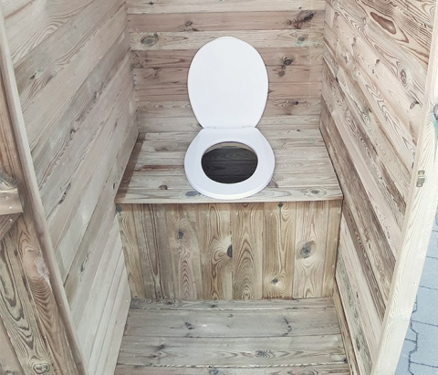 TOALETA | WC ogrodowe 90 x 100 cm