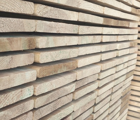 Deska konstrukcyjna | sosna 16 x 140 x 4000 mm