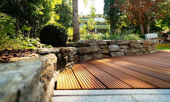 Ile kosztuje budowa tarasu? Sprawdzamy ceny tarasów.